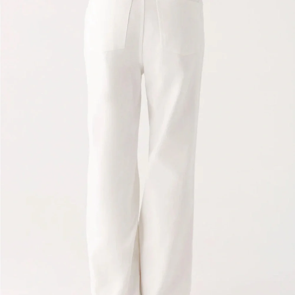 Peppermayo Exclusive - Back Again Straight Leg Denim Jeans - White - Picture 4 of 10
